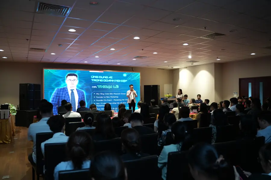 Hội trường CT Tech Day